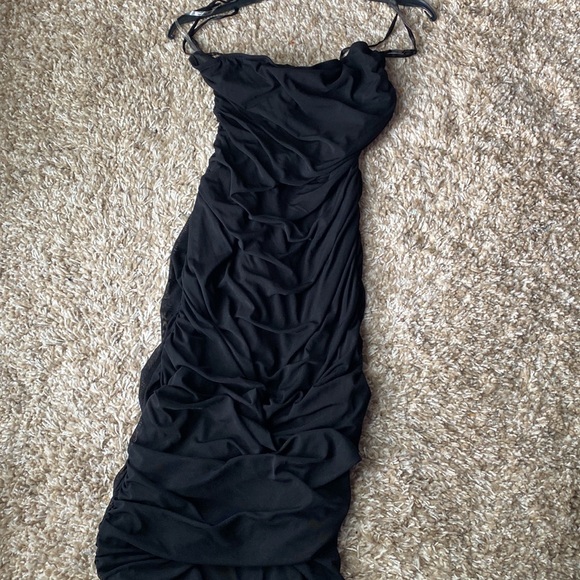 Ruched Maxi Dress with side slit - Picture 2 of 6